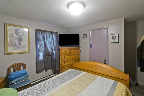 91 Fargo St, Springfield, MA 01109 photo 17