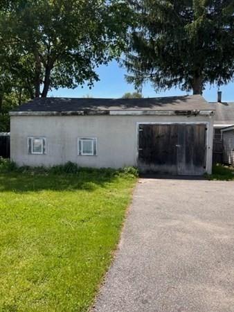 294 E Main St, Orange, MA 01364 photo 6