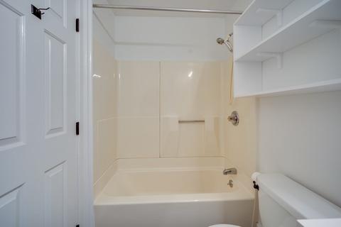 72 Temple St #4, Springfield, MA 01105 photo 14