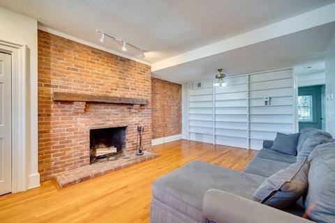 72 Temple St #4, Springfield, MA 01105 photo 4