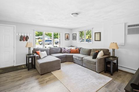 4 Mark Rd, Beverly, MA 01915 photo 8
