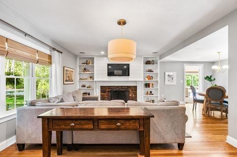 174 Cushing St, Hingham, MA 02043 photo 3