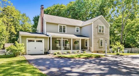 174 Cushing St, Hingham, MA 02043 photo 1