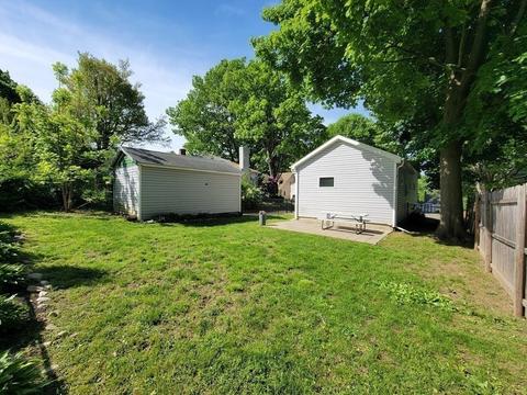25 Acushnet Ave, Worcester, MA 01606 photo 2
