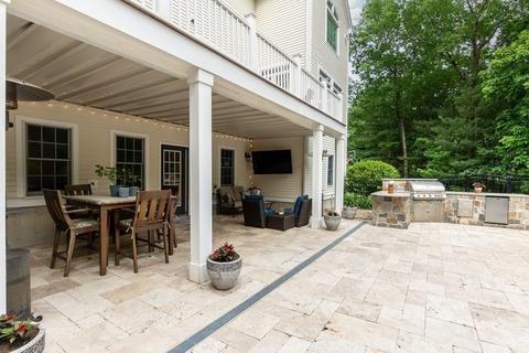 99 Ogunquit Rd, North Andover, MA 01845 photo 9