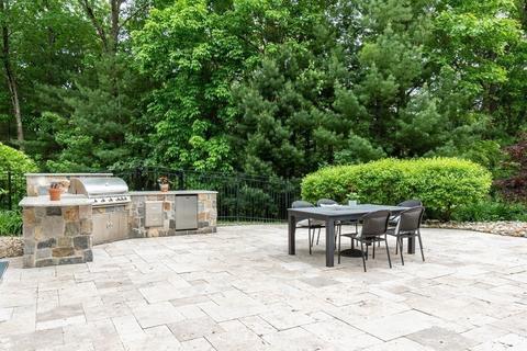 99 Ogunquit Rd, North Andover, MA 01845 photo 8