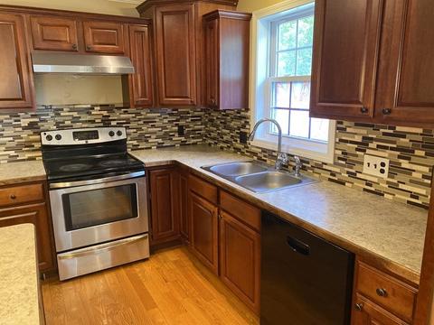 15 Marchioness Rd, Springfield, MA 01129 photo 9