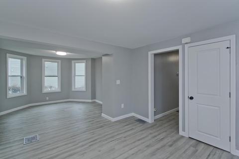 47 Olive St, Springfield, MA 01109 photo 12