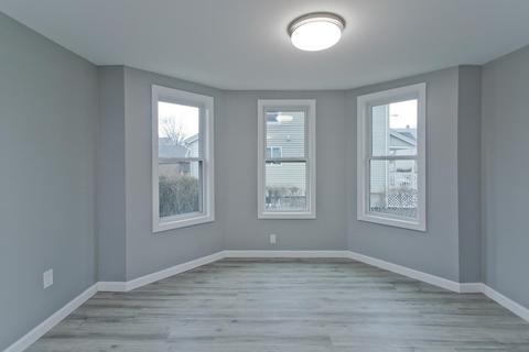 47 Olive St, Springfield, MA 01109 photo 11