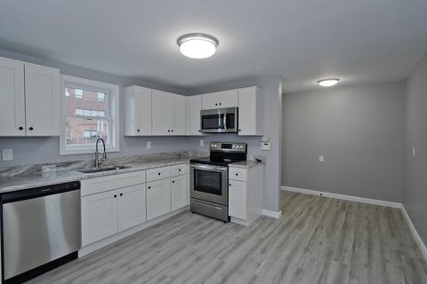 47 Olive St, Springfield, MA 01109 photo 5