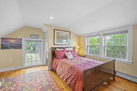 10 Lee St, Marblehead, MA 01945 photo 24