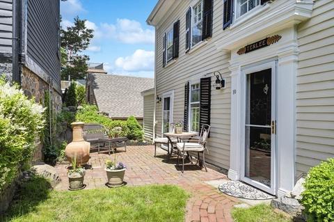 10 Lee St, Marblehead, MA 01945 photo 28