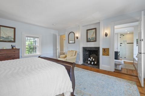 10 Lee St, Marblehead, MA 01945 photo 14