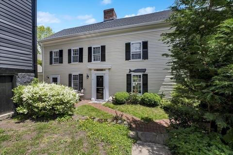 10 Lee St, Marblehead, MA 01945 photo 27