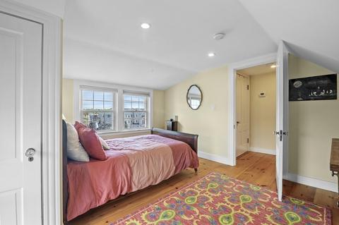 10 Lee St, Marblehead, MA 01945 photo 25