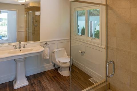 4 Wallingford Rd, Marblehead, MA 01945 photo 26