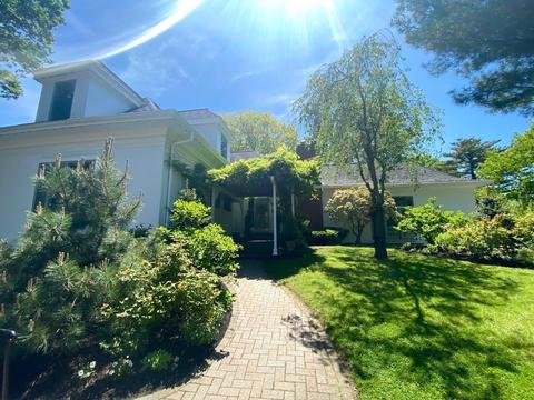 4 Wallingford Rd, Marblehead, MA 01945 photo 1