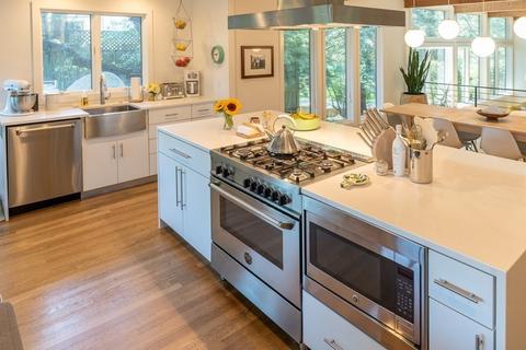 4 Wallingford Rd, Marblehead, MA 01945 photo 9