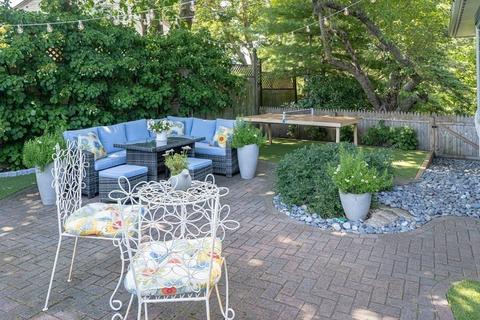 4 Wallingford Rd, Marblehead, MA 01945 photo 27