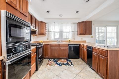 52 Hemlock Dr, Mashpee, MA 02649 photo 6