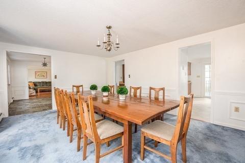 52 Hemlock Dr, Mashpee, MA 02649 photo 11