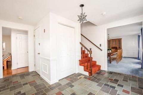 52 Hemlock Dr, Mashpee, MA 02649 photo 9