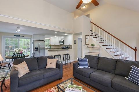49 Larch Ln, Barnstable, MA 02632 photo 4