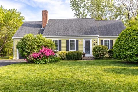 49 Larch Ln, Barnstable, MA 02632 photo 1