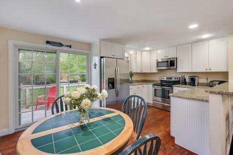 49 Larch Ln, Barnstable, MA 02632 photo 10