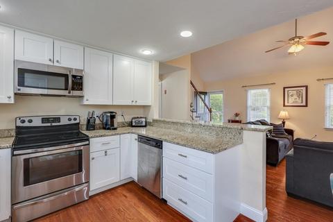 49 Larch Ln, Barnstable, MA 02632 photo 9