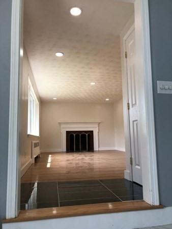 18 Dunham Rd, Beverly, MA 01915 photo 2