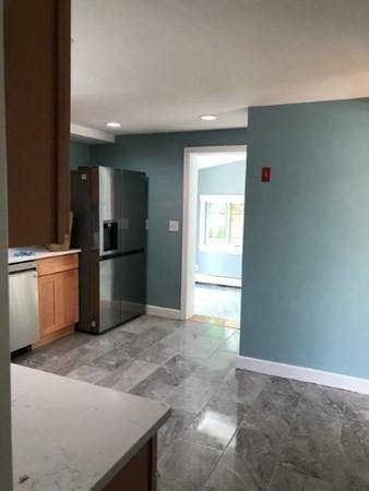 18 Dunham Rd, Beverly, MA 01915 photo 7