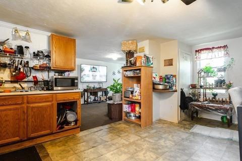 94 Eastern Ave, Worcester, MA 01605 photo 11