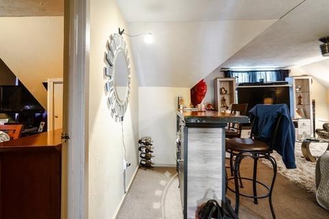 94 Eastern Ave, Worcester, MA 01605 photo 17