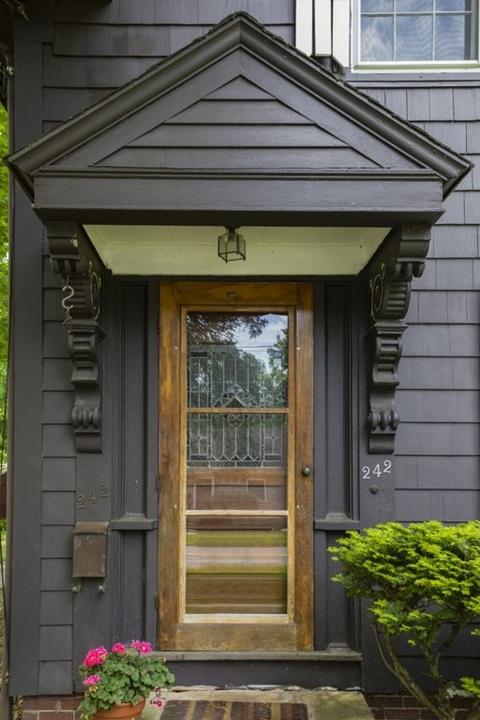 242 High St, Reading, MA 01867 photo 3