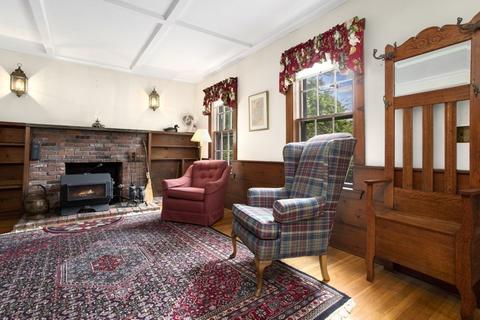 242 High St, Reading, MA 01867 photo 6