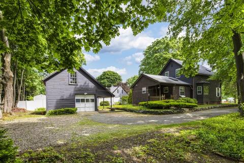 242 High St, Reading, MA 01867 photo 40