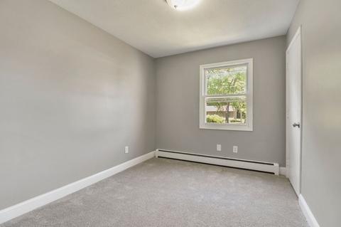 173 Senator St, Springfield, MA 01129 photo 12