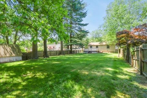173 Senator St, Springfield, MA 01129 photo 4