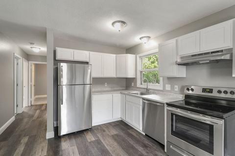 173 Senator St, Springfield, MA 01129 photo 7