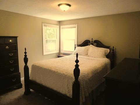 7 Garrity St, Chicopee, MA 01020 photo 12