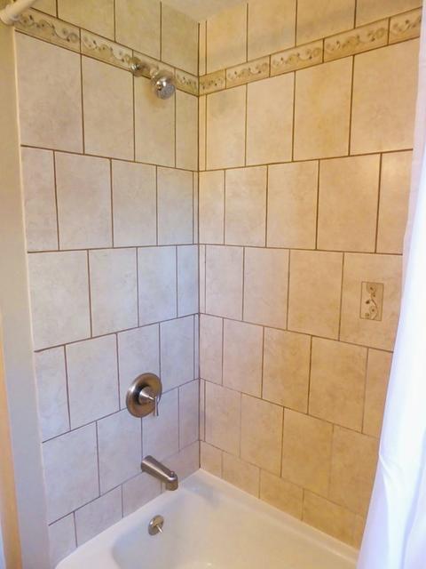 7 Garrity St, Chicopee, MA 01020 photo 11