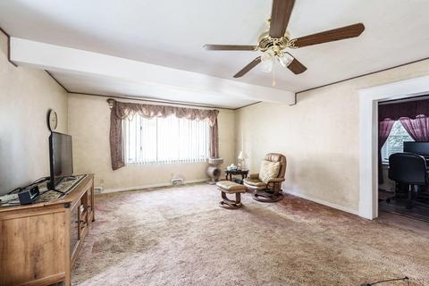 87 Warrenton St, Springfield, MA 01109 photo 8