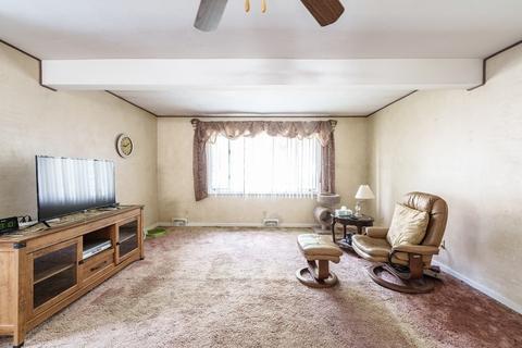 87 Warrenton St, Springfield, MA 01109 photo 9