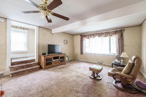 87 Warrenton St, Springfield, MA 01109 photo 10
