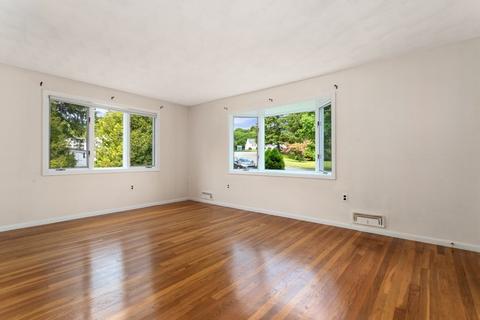 5 Beeman Rd, Peabody, MA 01960 photo 4