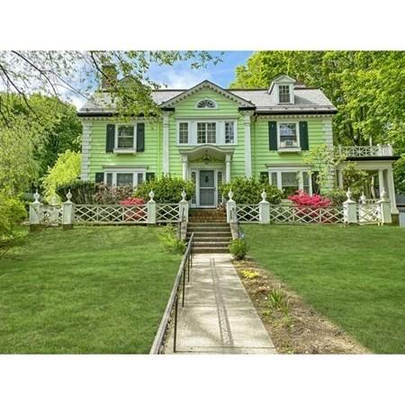 114 Clinton Rd, Brookline, MA 02446 photo 1