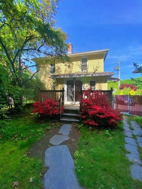 377 Parker St, Springfield, MA 01129 photo 2