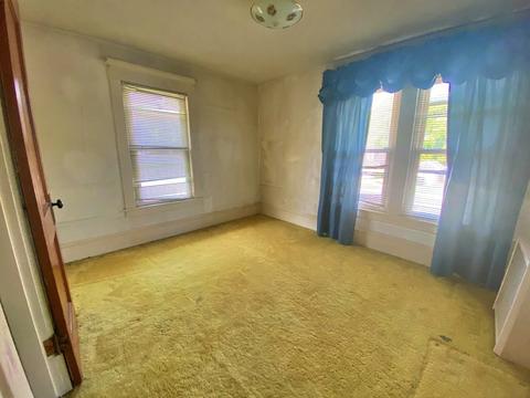 377 Parker St, Springfield, MA 01129 photo 12