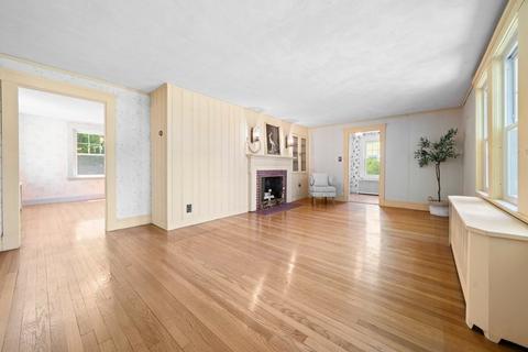 335 Summer Ave, Reading, MA 01867 photo 11